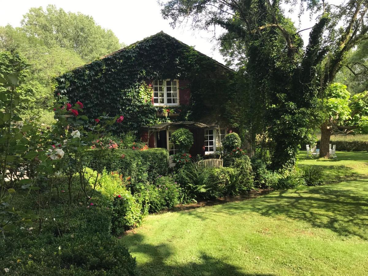 Bed & Breakfast Le Moulin Neuf Saint-Alvere Exterior photo