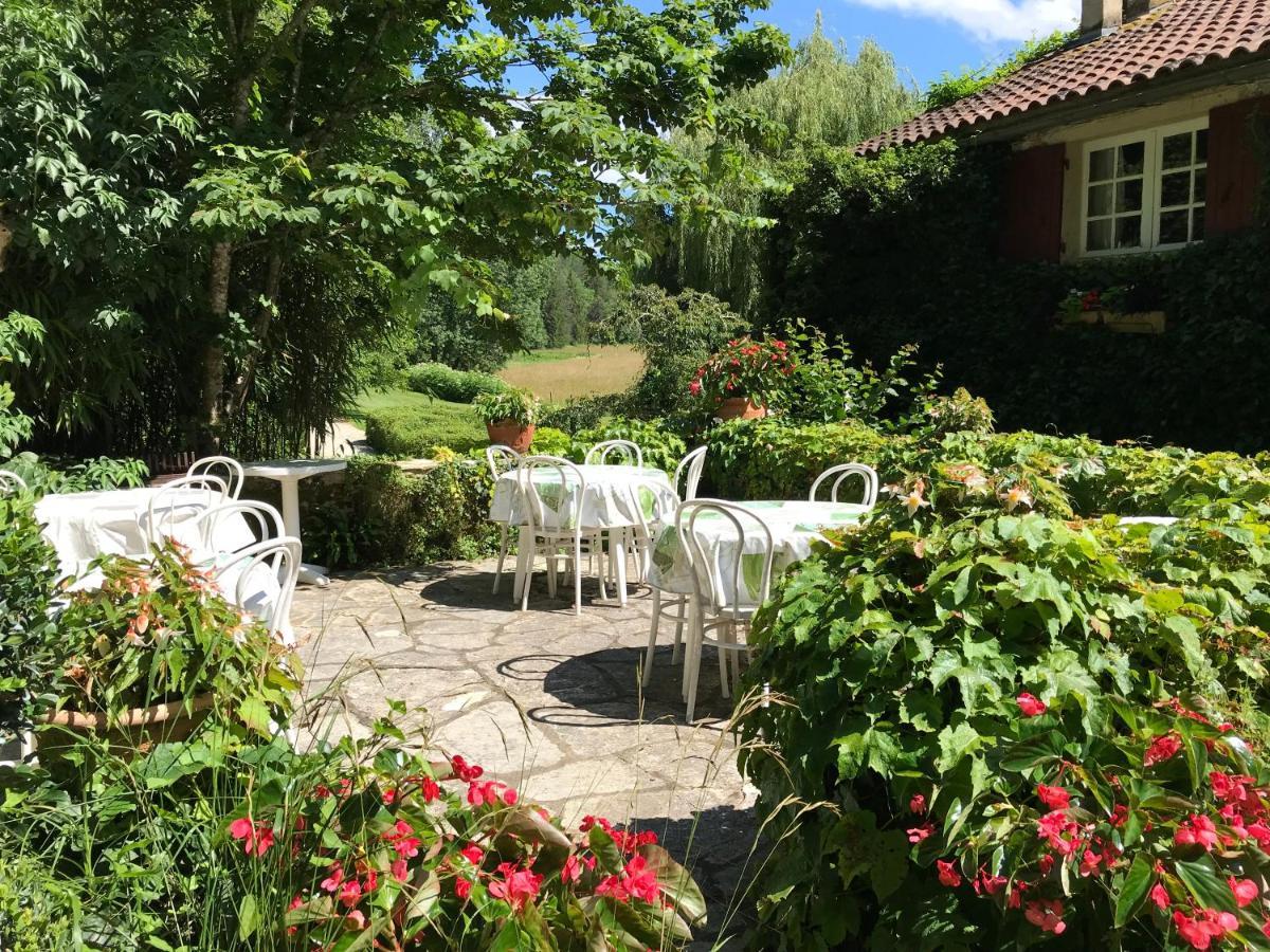 Bed & Breakfast Le Moulin Neuf Saint-Alvere Exterior photo