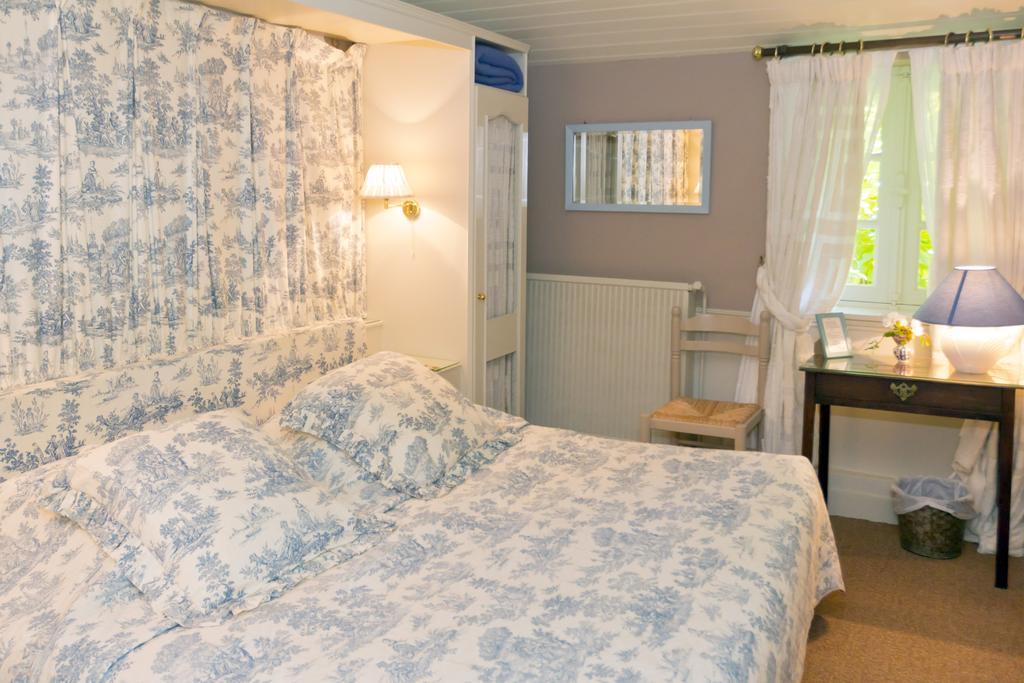 Bed & Breakfast Le Moulin Neuf Saint-Alvere Exterior photo