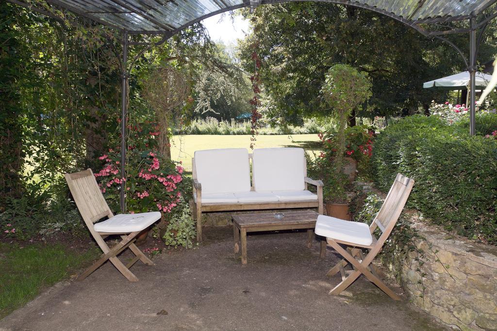 Bed & Breakfast Le Moulin Neuf Saint-Alvere Exterior photo